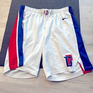 Men’s Basketball Shorts Detroit Pistons - size 44